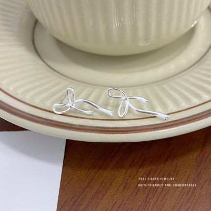 925 Sterling Silver Sweet Bow Stud Earrings - Image 4
