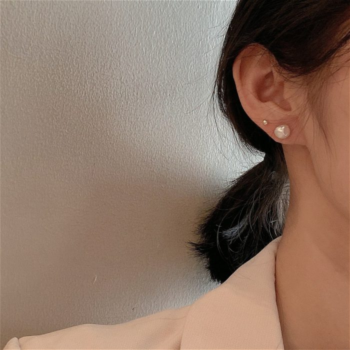 925 Sterling Silver Freshwater Baroque Pearl Stud Earrings - Image 2