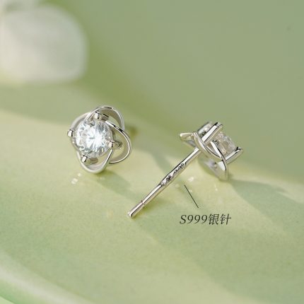 999 Fine Silver Needle New Light Luxury Four Leaf Clover Stud Earrings - Image 5