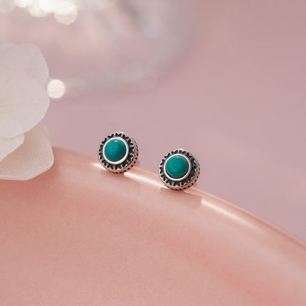 925 Sterling Silver Turquoise Screw Back Earrings - Image 5