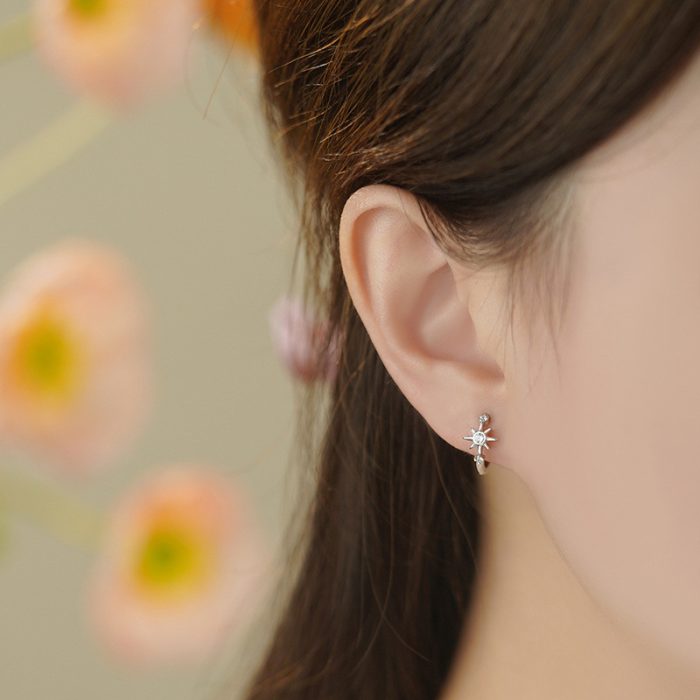925 Sterling Silver Asymmetric Star Hoop Earrings - Image 3