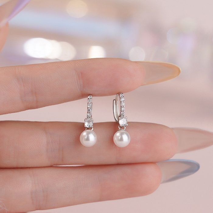 925 Sterling Silver Japanese Pearl Hoop Earrings - Image 4