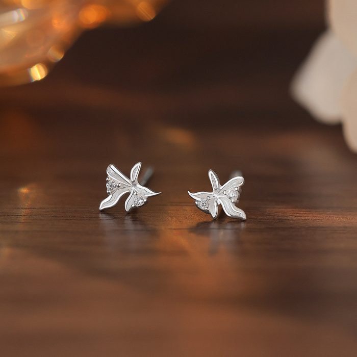 999 Fine Silver Pastoral Orchid Stud Earrings - Image 3