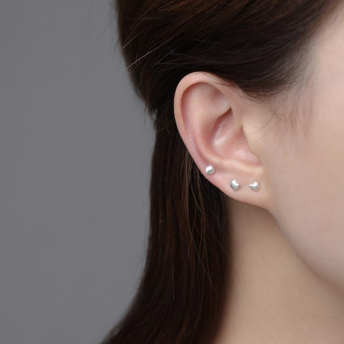 999 Fine Silver Heart Daily Geometric Stud Earrings - Image 2