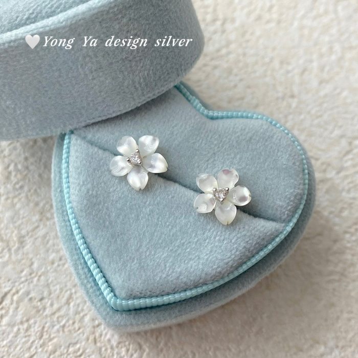 925 Sterling Silver White Shell Floral Stud Earrings - Image 4