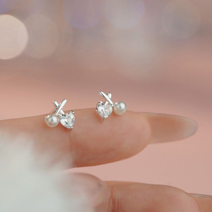 999 Fine Silver Pearl Cross Stud Earrings - Image 5