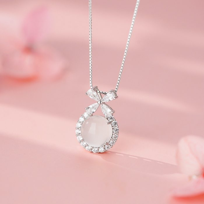 925 Sterling Silver Sweet Butterfly Circle White Agate Necklace - Image 5