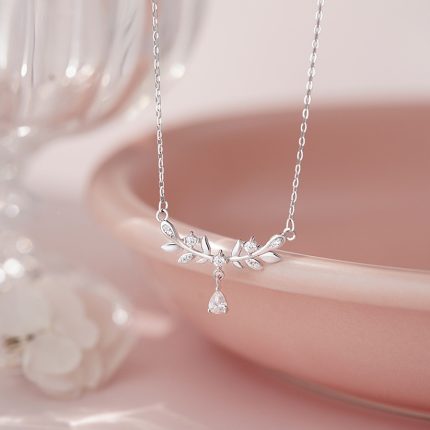 999 Fine Silver Exquisite Leaf Teardrop CZ Necklace - Image 5