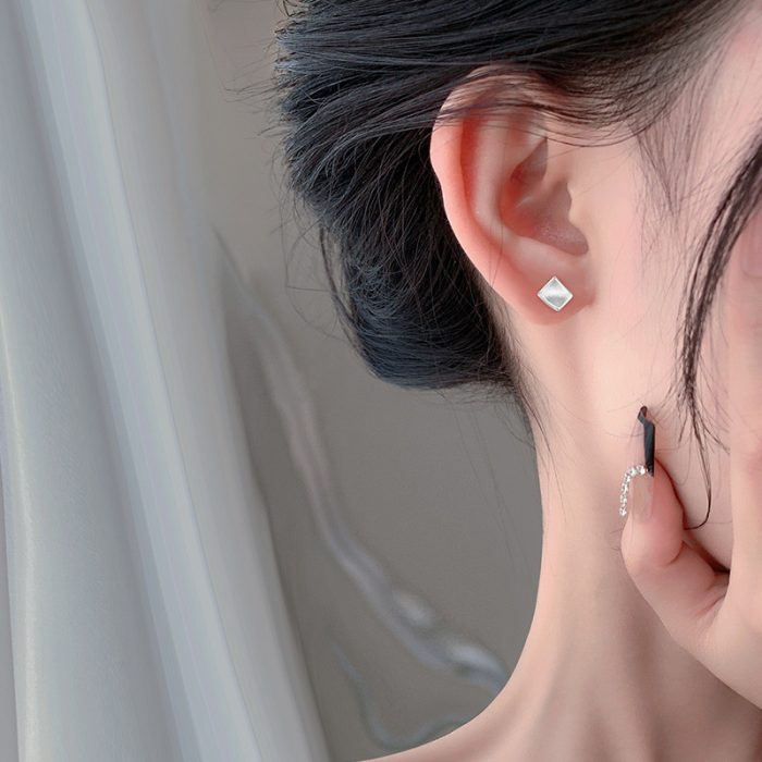 999 Fine Silver Brushed Rhombus Stud Earrings - Image 2