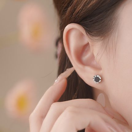 999 Fine Silver Black Onyx Stud Earrings - Image 5