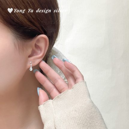 999 Fine Silver Summer Bestseller Teardrop CZ Stud Earrings - Image 7