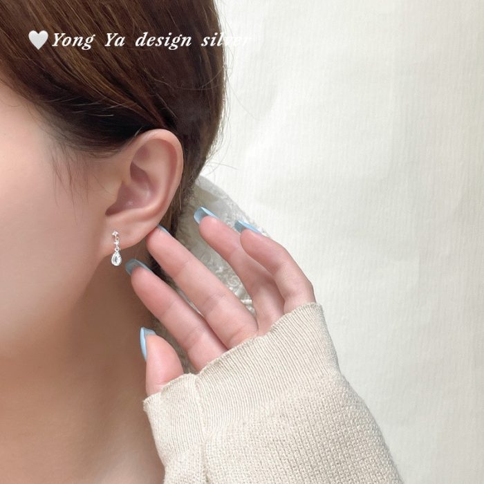 999 Fine Silver Summer Bestseller Teardrop CZ Stud Earrings - Image 7