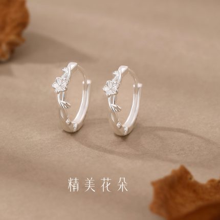 999 Fine Silver Classic Forest Wrapped Flower Hoop Earrings - Image 4