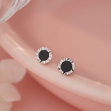 999 Fine Silver Black Onyx Stud Earrings - Image 3