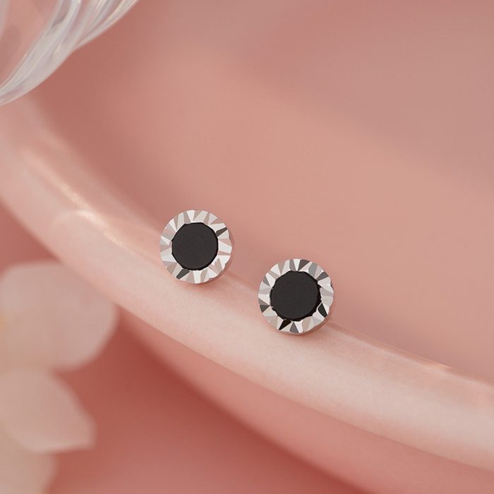 999 Fine Silver Black Onyx Stud Earrings - Image 3