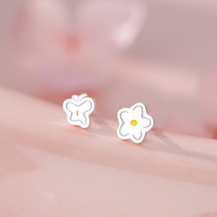 999 Fine Silver Floral Butterfly Stud Earrings - Image 4
