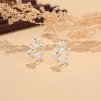 999 Fine Silver New Chinese Style Gardenia Stud Earrings - Image 5