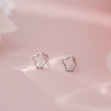 999 Fine Silver Lucky Four Leaf Clover Stud Earrings - Image 3