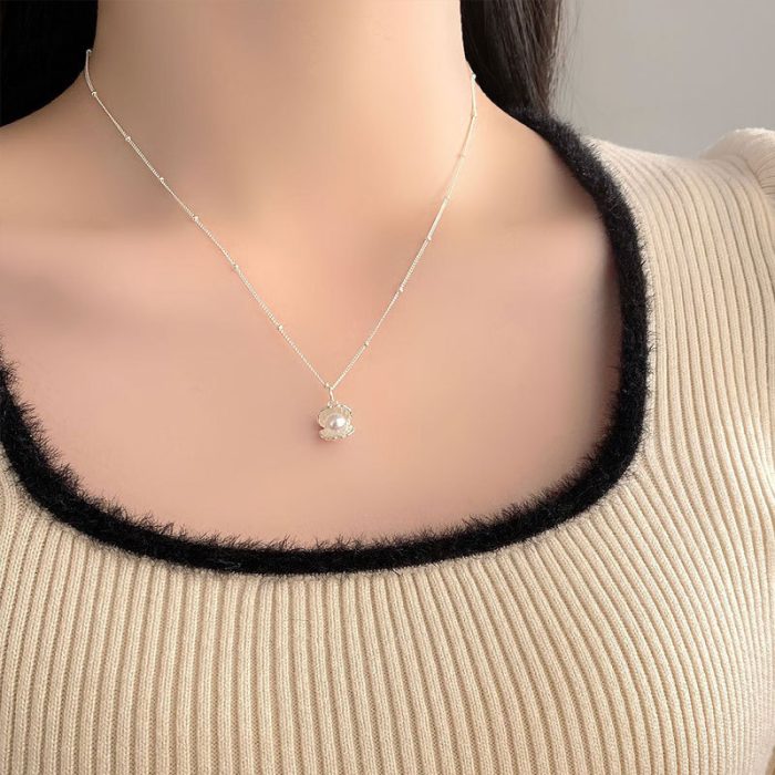 925 Sterling Silver Shell Pearl Necklace - Image 2