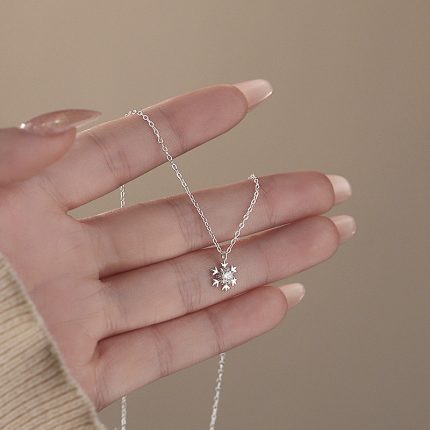 999 Fine Silver Snowflake Necklace - Image 4