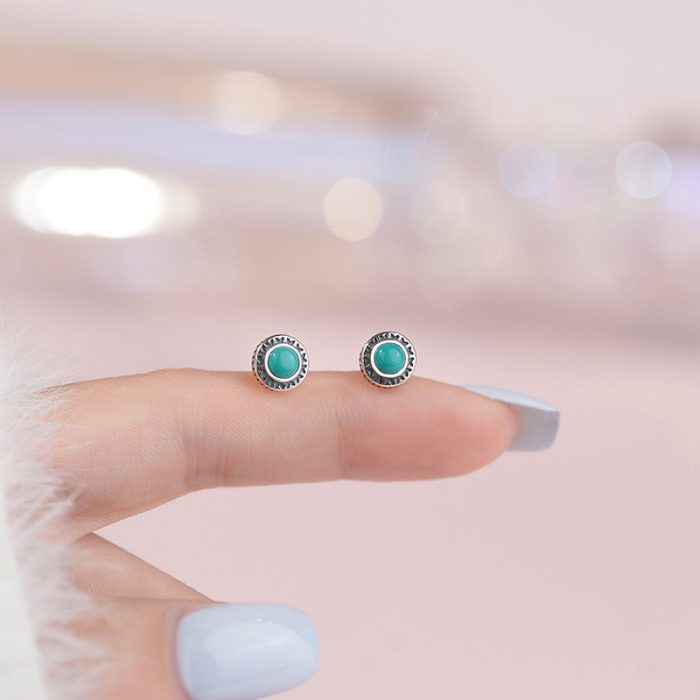 925 Sterling Silver Turquoise Screw Back Earrings - Image 3