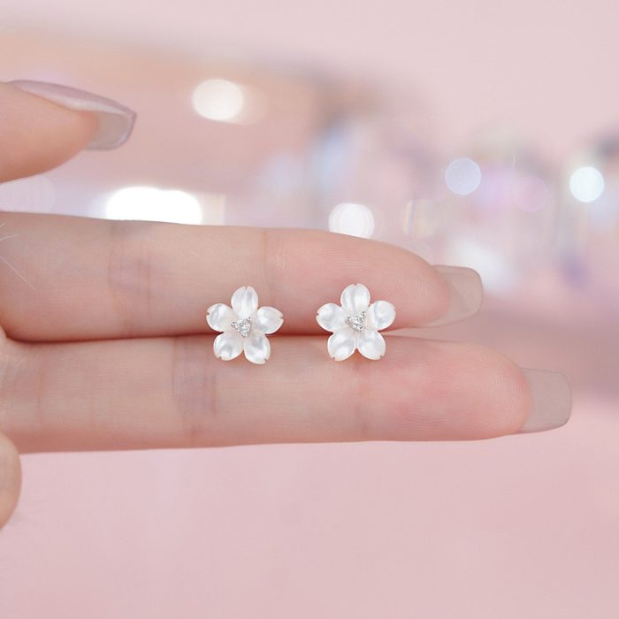 925 Sterling Silver New Elegant White Shell Floral Stud Earrings - Image 6