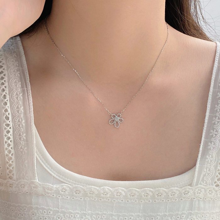 999 Fine Silver Floral Necklace - Image 5