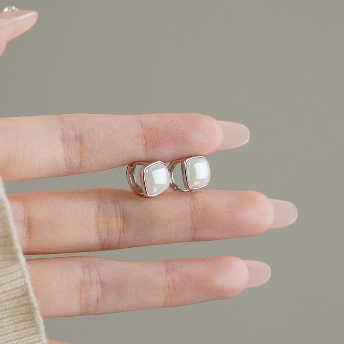 999 Fine Silver Pearl Hoop Earrings - Image 5