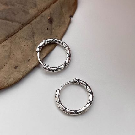 925 Sterling Silver Minimalist Line Plaid Hoop Earrings - Image 4
