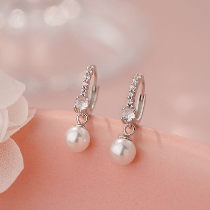 925 Sterling Silver Japanese Pearl Hoop Earrings - Image 3