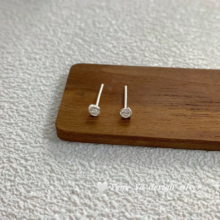 999 Fine Silver Yarn Ball Stud Earrings - Image 6