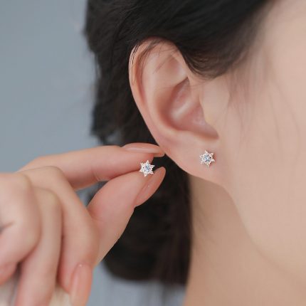 999 Fine Silver Snowflake Tassel Stud Earrings - Image 6