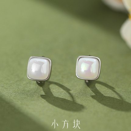 999 Fine Silver Square Pearl Hoop Earrings - Image 6