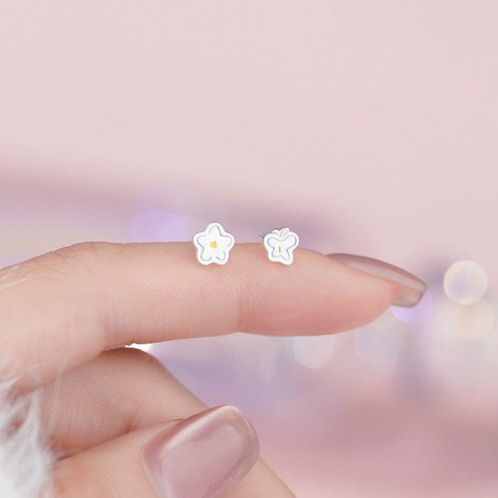 999 Fine Silver Floral Butterfly Stud Earrings - Image 3