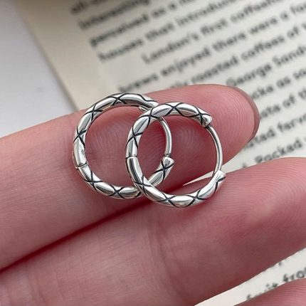 925 Sterling Silver Minimalist Line Plaid Hoop Earrings - Image 3