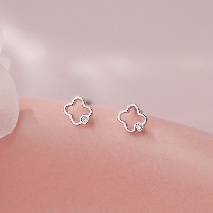 999 Fine Silver Lucky Four Leaf Clover Stud Earrings - Image 6
