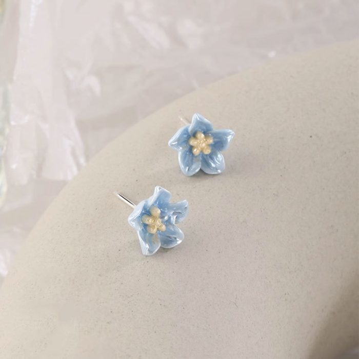 925 Sterling Silver Blue Camellia Stud Earrings - Image 2